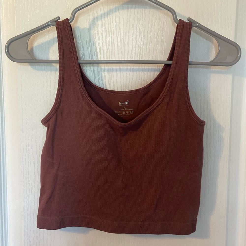Cropped tank top (with padding), size: XL